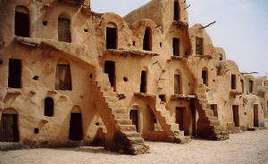 Tataouine, il villaggio berbero che fa da location per Tatooine.